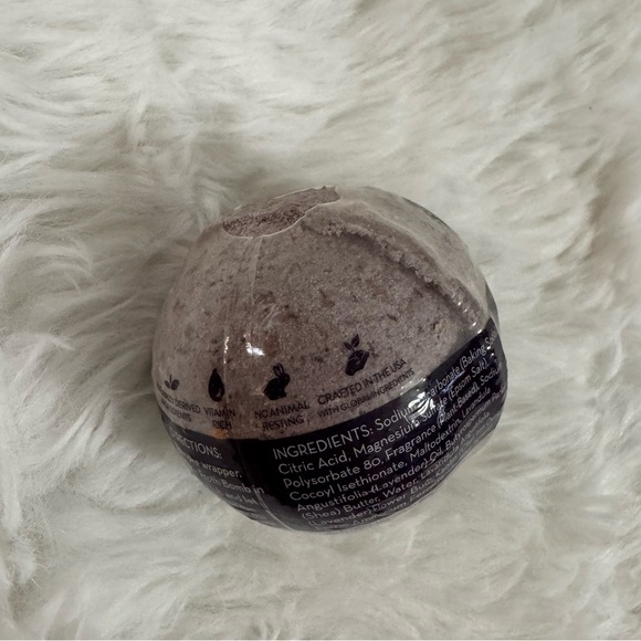 Pacha Soap Co. French Lavender Froth Bath Bombs - Picture 7 of 10